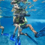 stc-id0005-snorkel-en-barco-vip-con-fondo-de-cristal-en-cozumel-empezando-desde-playa-del-carmen-con-descanso-en-club-de-playa-y-almuerzo-10