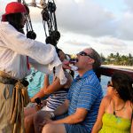 stc-id0115-pirate-ship-tour-and-dinner-05