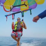 stc-id0135-parasailing-en-el-paraiso-club-playa-tortugas04
