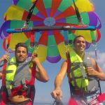 stc-id0135-parasailing-en-el-paraiso-club-playa-tortugas07