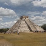 stc-id0187-tour-clasico-a-chichen-itza-desde-cancun-00-cover-kukulkan